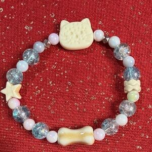 Cute Beaded Bracelet with Cat Charm